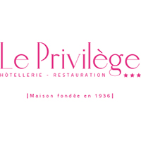 LOGO LE PRIVILEGE 200x200